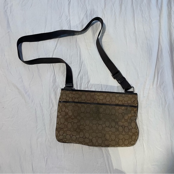 Coach Brown Crossbody Bag - Picture 3 of 7